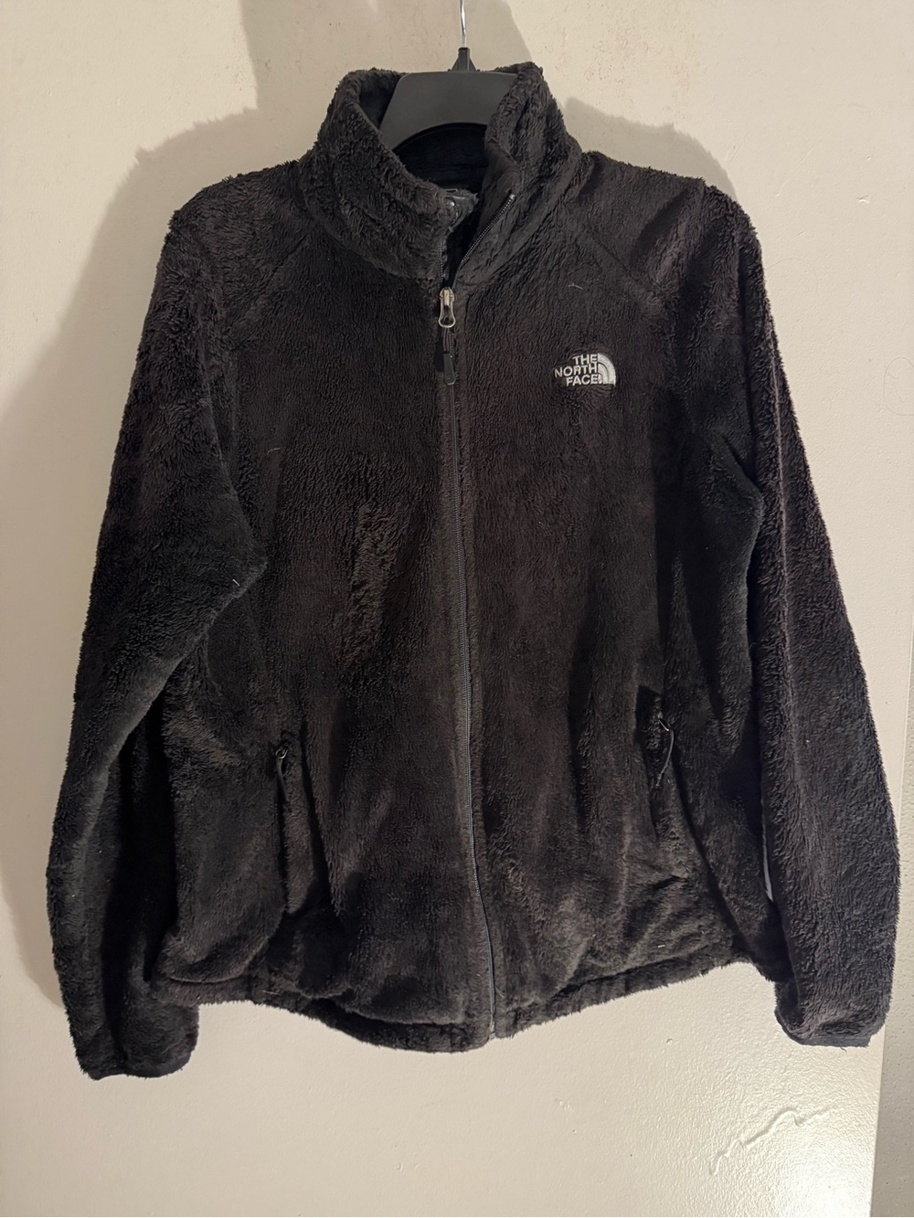 The North Face Osito Women’s  Black Plush Fleece Full-Zip Jacket Size L